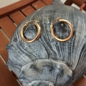 Gold Hoops 3/4" Diameter